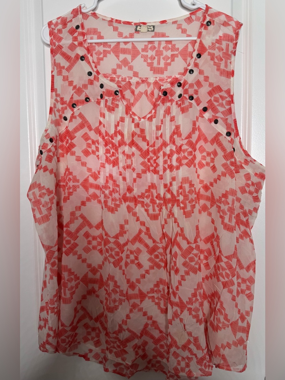 Eyeshadow Coral Geometric Sleeveless Chiffon Top lightweight size 3x 22/24